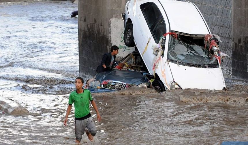 Yemen'de Sel Felaketi: 77 Kişi Öldü