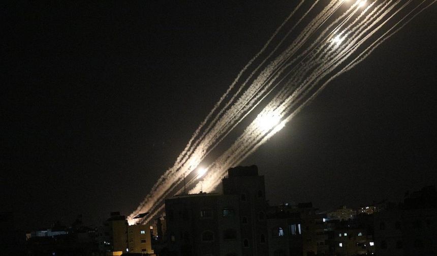 Gazze Direnişi Sürüyor... İsrail Saldırılarında Şehit Sayısı 25 Oldu