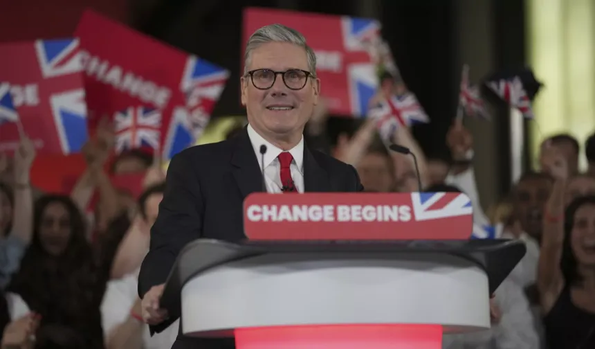 İngiltere'de Genel Seçimleri İşçi Partisi Kazandı: Şimdi Ne Olacak?