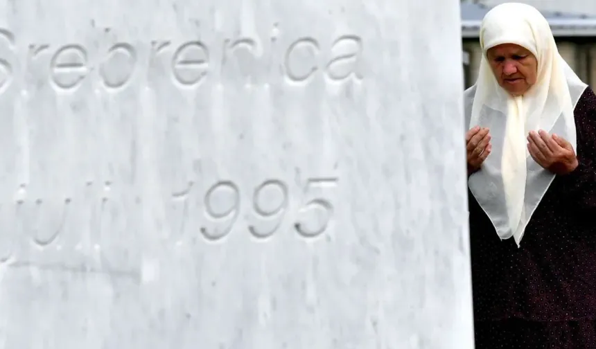 Srebrenitsa Soykırımı: Müslüman Boşnakların Kıyımının 29. Yılı