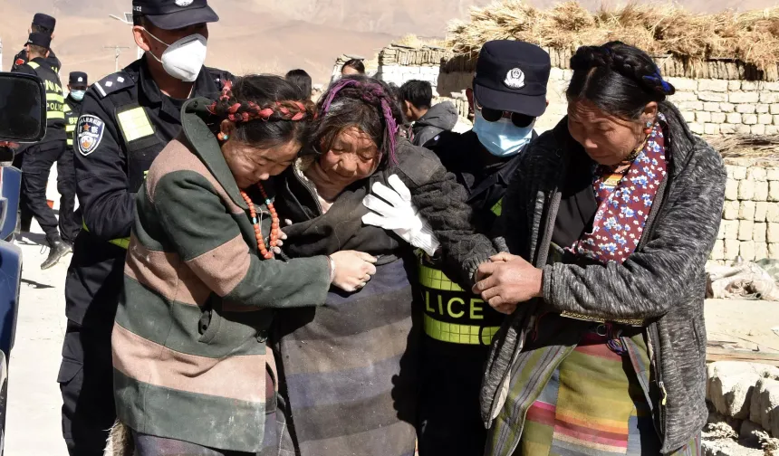 Tibet'te 7,1 Büyüklüğündeki Depremde Can Kaybı 126'ya Yükseldi