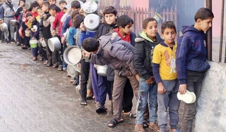 Hamas: Açlık Gazzeli Çocukları Tüketiyor