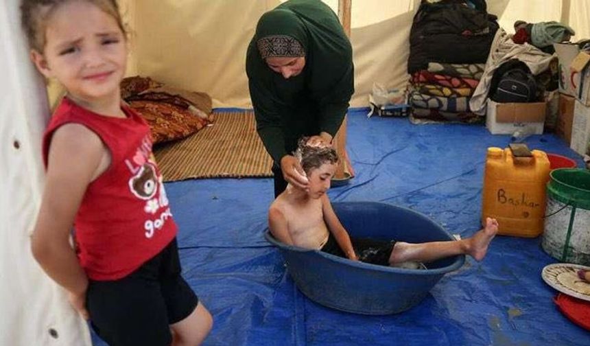 UNRWA: Gazze Şeridi’nde Temizlik Maddesi Yokluğu Had Safhada