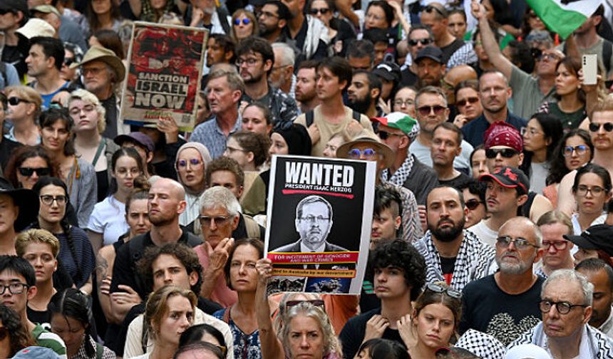 Avustralya Savaş Suçlusu Herzog’un Ziyaretini Protesto Eylemlerine Karşı Şiddete Başvurdu